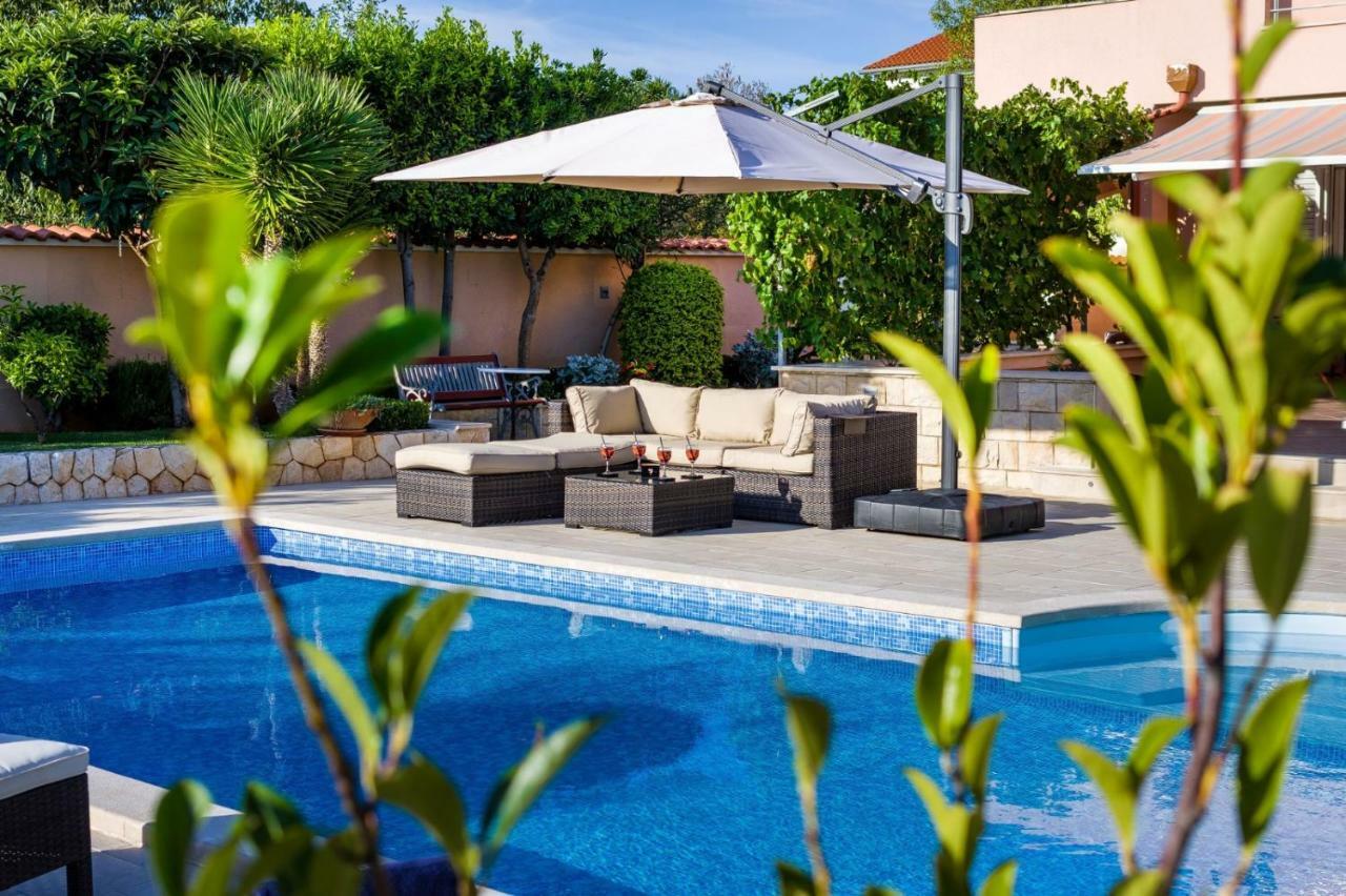 Navis Luxury Villa 沃迪切 外观 照片