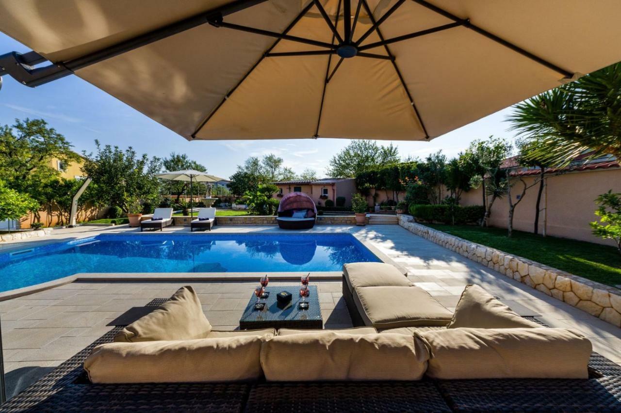 Navis Luxury Villa 沃迪切 外观 照片