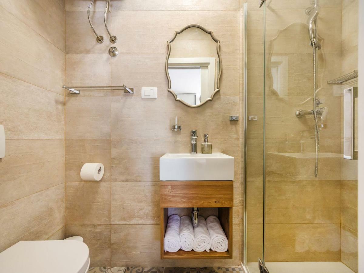 Navis Luxury Villa 沃迪切 外观 照片