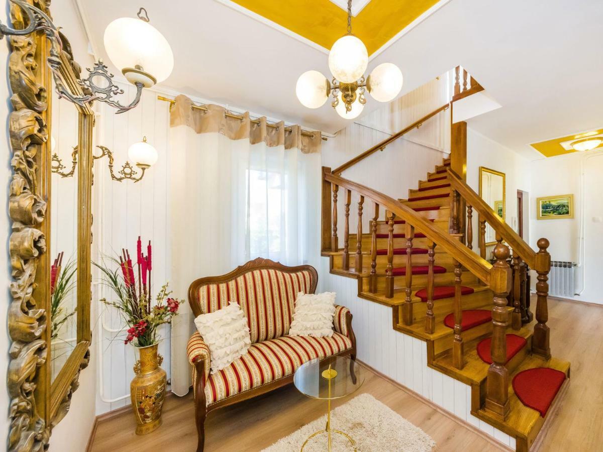Navis Luxury Villa 沃迪切 外观 照片