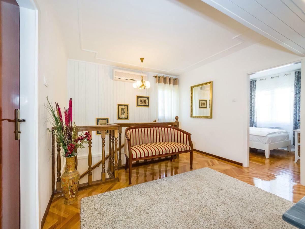 Navis Luxury Villa 沃迪切 外观 照片
