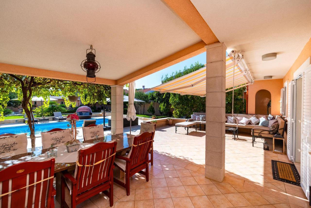Navis Luxury Villa 沃迪切 外观 照片